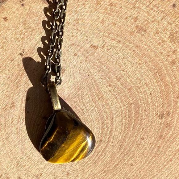 Small Tigers Eye Pendant Necklace with 30 in Antique Bronze Chain - Picture 2 of 4